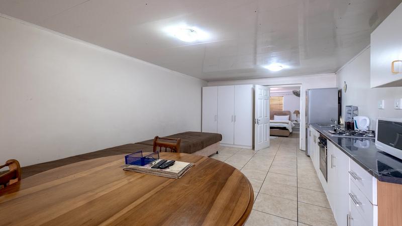 6 Bedroom Property for Sale in Parow North Western Cape